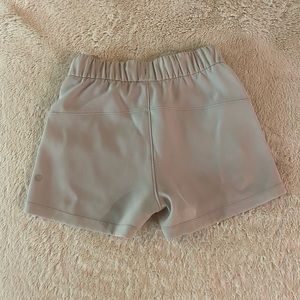 Lululemon short